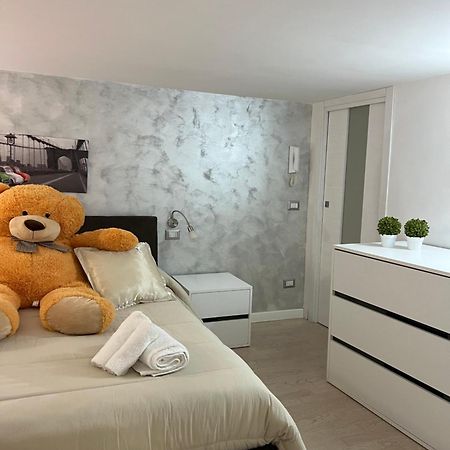 Casa De Barrio Lejlighed Napoli Eksteriør billede
