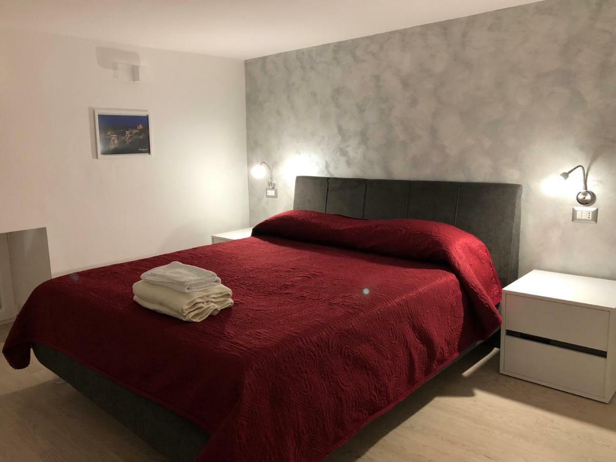 Casa De Barrio Lejlighed Napoli Eksteriør billede