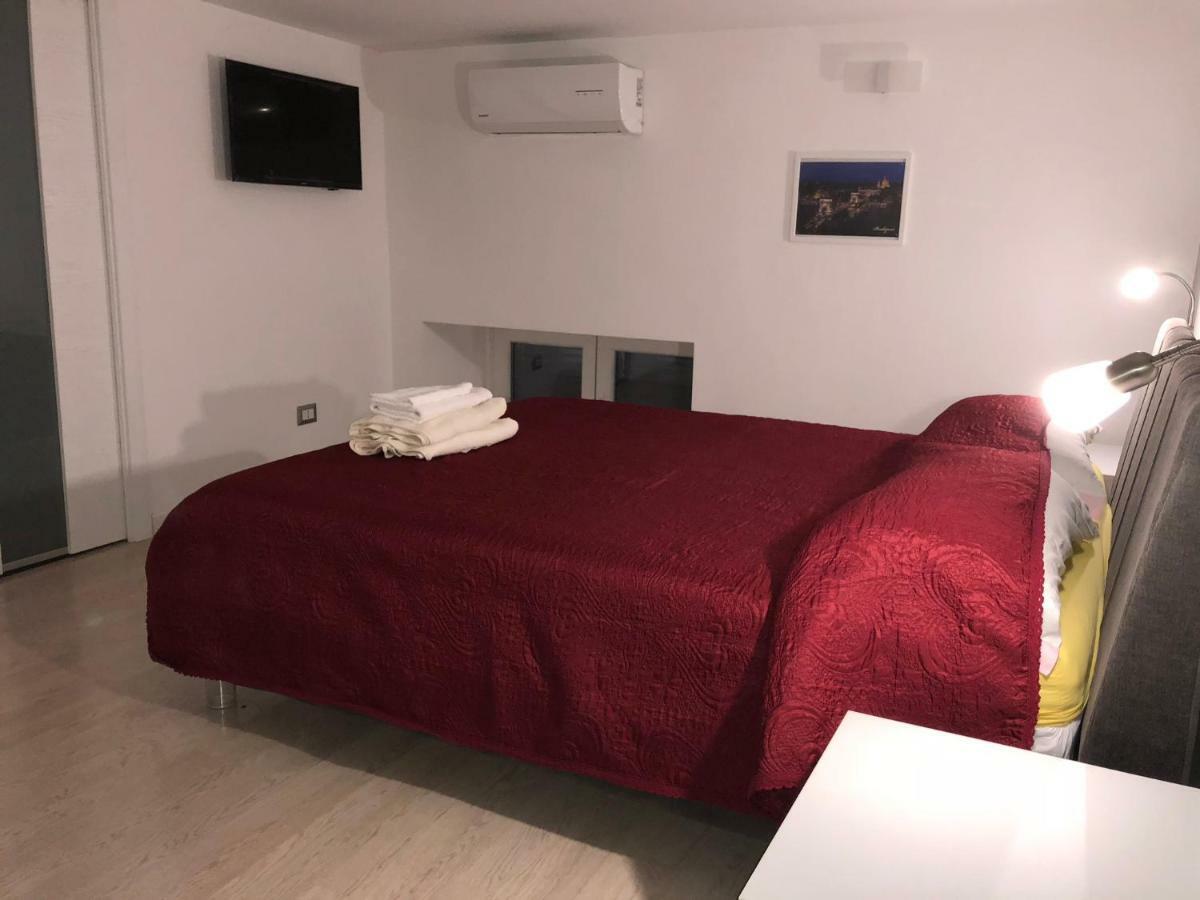 Casa De Barrio Lejlighed Napoli Eksteriør billede
