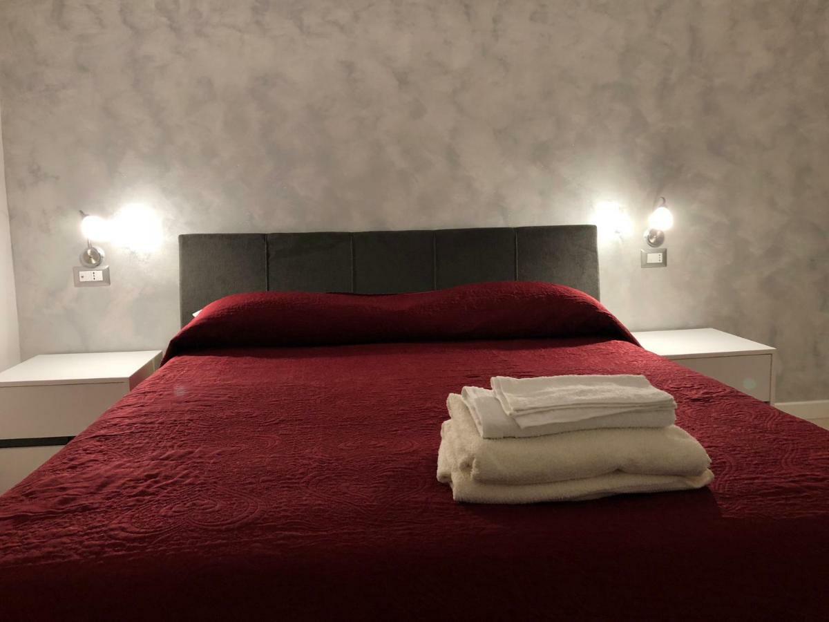 Casa De Barrio Lejlighed Napoli Eksteriør billede
