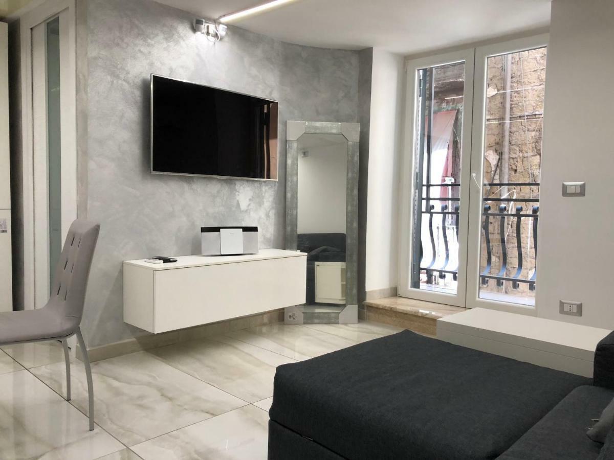 Casa De Barrio Lejlighed Napoli Eksteriør billede